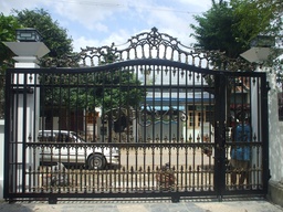 ဝန်းတံခါး
