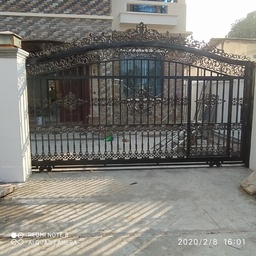ဝန်းတံခါး